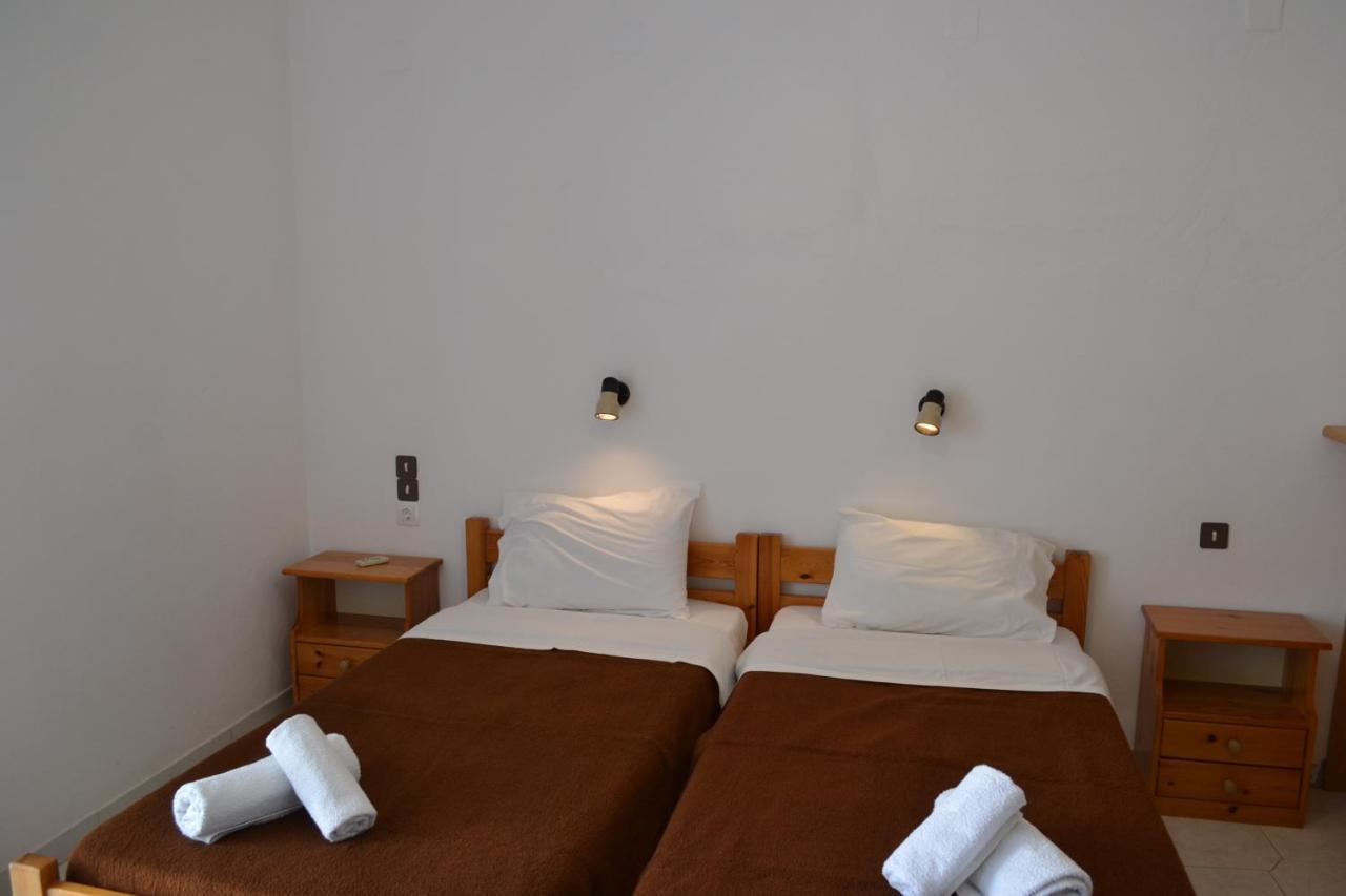Argyro Studios And Apartments Agia Galini  Exterior photo